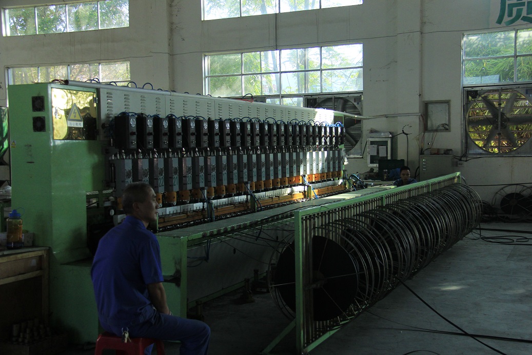 土工格柵生產(chǎn)設(shè)備 土工格柵生產(chǎn) 第2張 土工格柵生產(chǎn)設(shè)備 土工格柵生產(chǎn) 第2張